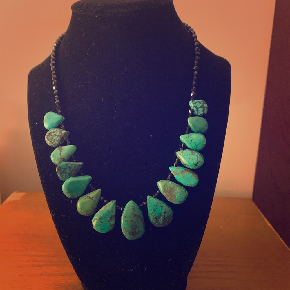 Costume turquoise necklace